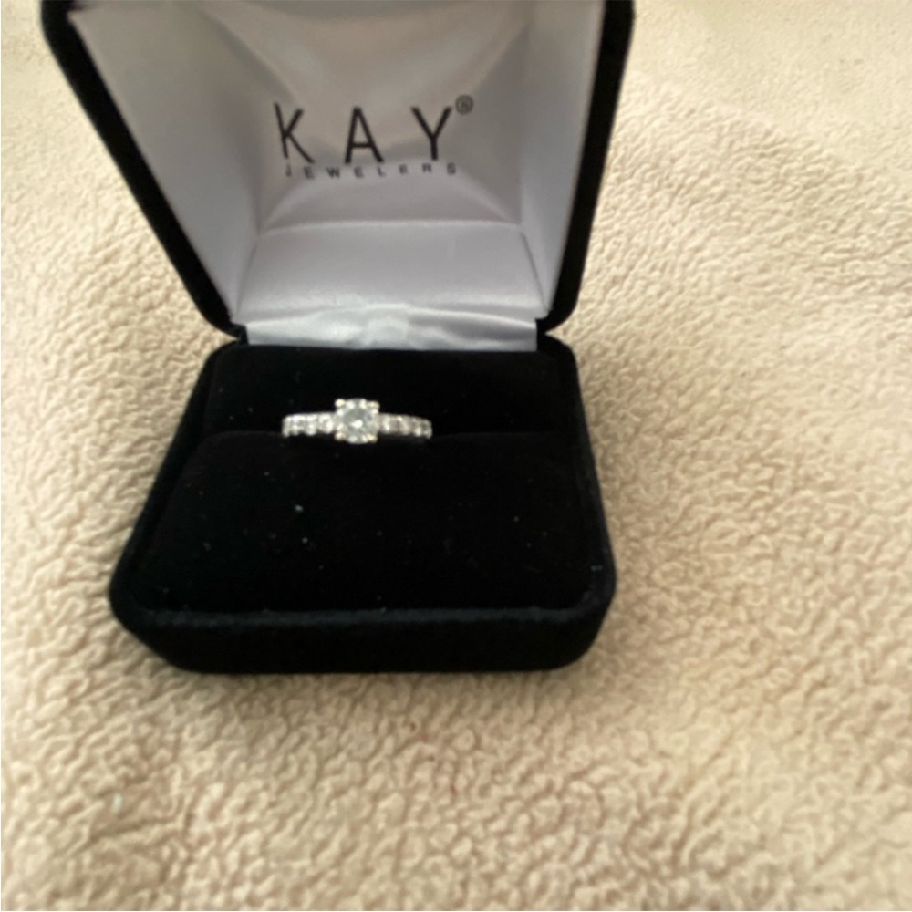 .90 ctw Round Diamond Solitaire Ring Size 4.75-5